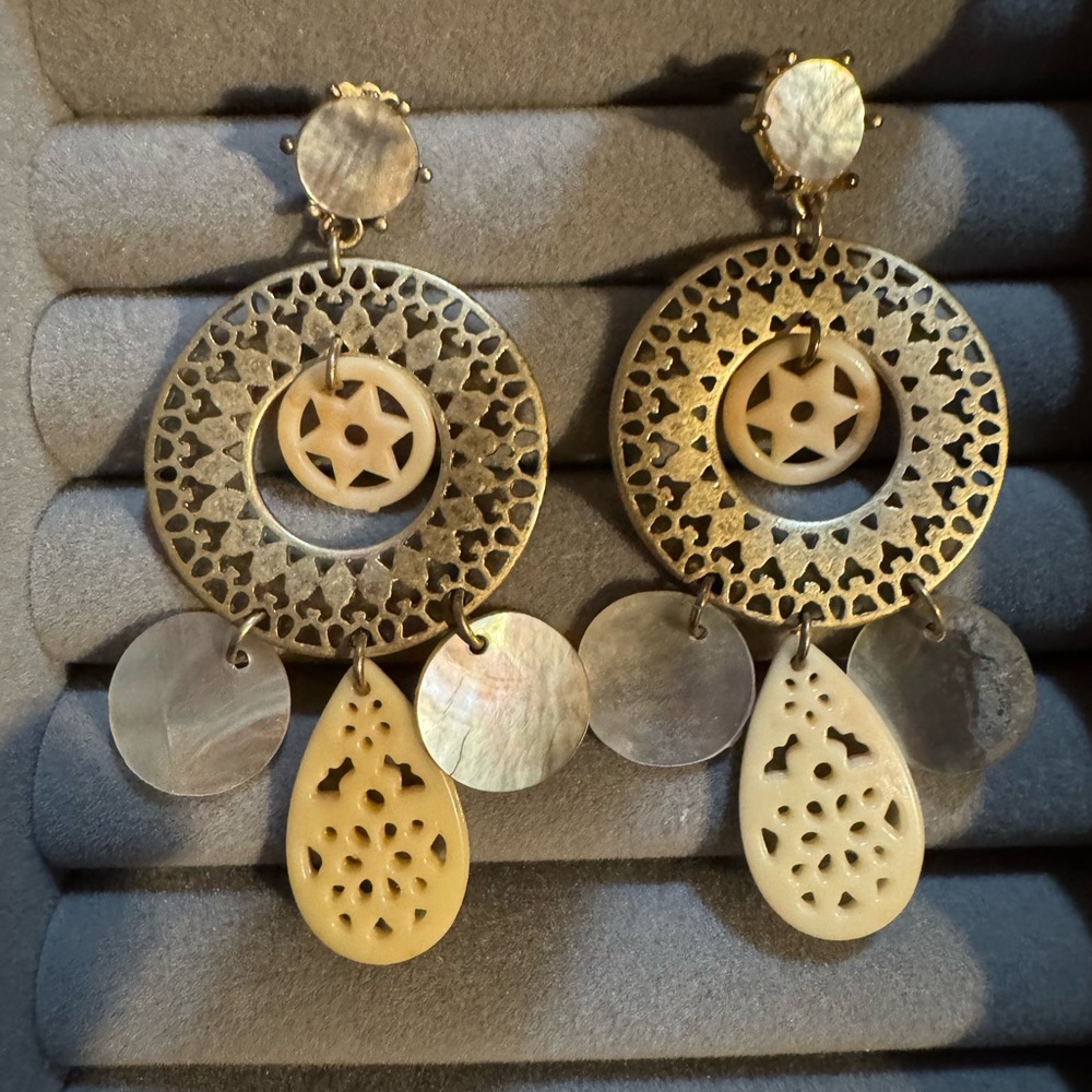 Elegant Gold and Cream Dangle Earrings